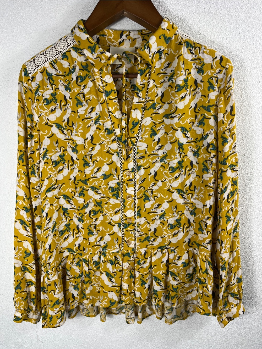 Maeve Anthropologie Shirt Womens 6 Yellow Rabbit Print Peplum Long Sleeve Ruffle - Picture 1 of 13